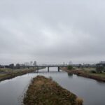 〜 クーポン券の効果 〜 有効期限が切れる前に、使わないと。 昨日のお昼、コンビニエンスストアでクーポン券を使って買い物をしました。 せっかくもらったクーポン券、お得感を享受したい。 買い物意欲にかられる自分に気づきました。 売る側は、また買いに来てほしい。買う側は、また買いに行きたくなる。 両者をつなぐ有効なツール。 しかし、どんなにお得でも、安心感と信頼感がないと使わない。 クーポン券の効果は、その裏付けだと感じます。 安心感と信頼感のあるサービス、引き続き心がけてまいります。 #行政書士 #大田区 #企業法務経験 #安心への伴走者 #課題解決サポート #契約書の作成チェック #行政への申請手続支援 #コラム #クーポン券の効果