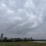 〜 安心感 〜 昨日、かかりつけの医師の診察を受けてきました。 シルバーウィーク明けでかなり混雑していましたが、手際よくかつ丁寧に対応してもらいました。 診てもらうことで、安心する。 冷静に自己分析してみると、混雑を覚悟の上で病院に向かった自分は、そんな心境だったんだと思います。 仕事や暮らしのお困りごと。安心への伴走者、かかりつけ行政書士として、私自身、丁寧に課題解決をサポートいたします。 行政への申請手続の支援、契約書の作成・チェックなど、どうぞお気軽にご相談ください。 #行政書士 #認定経営革新等支援機関 #大田区 #企業法務経験 #安心への伴走者 #課題解決サポート #契約書の作成チェック #行政への申請手続支援 #コラム #安心感